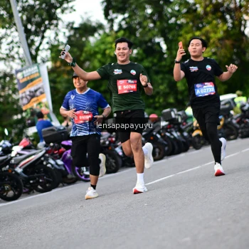 Runner Photo 4112987