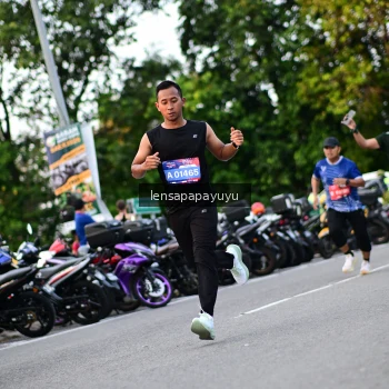 Runner Photo 4112988