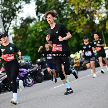 Runner Photo 4113004