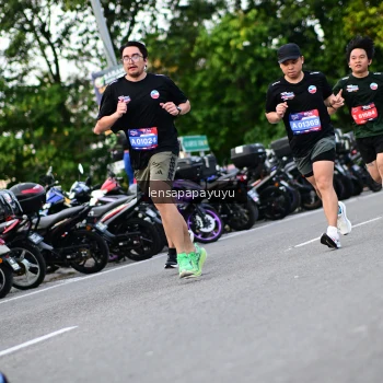 Runner Photo 4113011