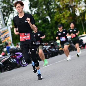 Runner Photo 4113013