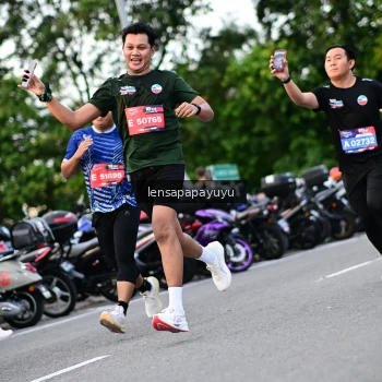 Runner Photo 4113015