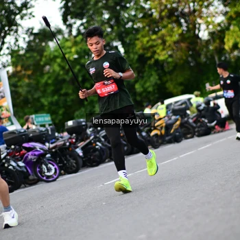 Runner Photo 4113041