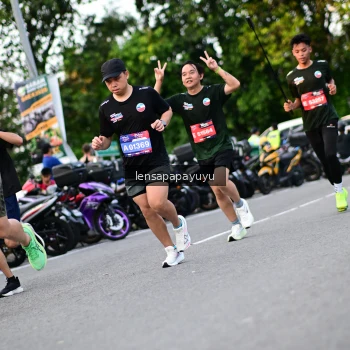 Runner Photo 4113049