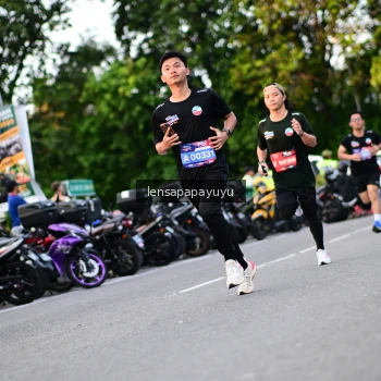 Runner Photo 4113052