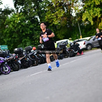 Runner Photo 4113062