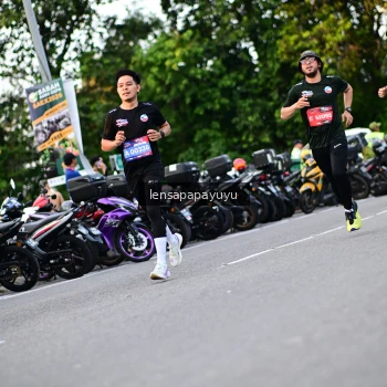 Runner Photo 4113087
