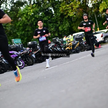 Runner Photo 4113090