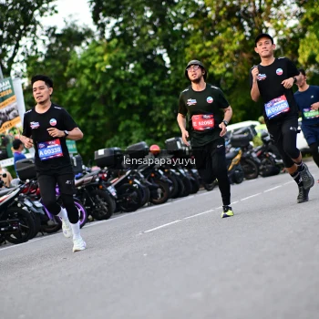 Runner Photo 4113095