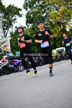 Runner Photo 4113098