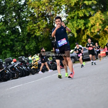 Runner Photo 4113129