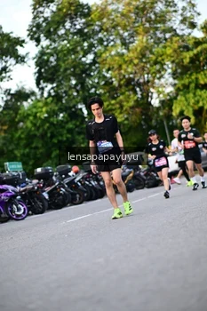 Runner Photo 4113149