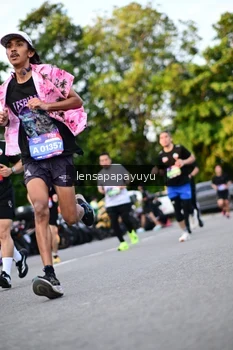 Runner Photo 4113170