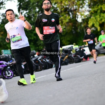 Runner Photo 4113190