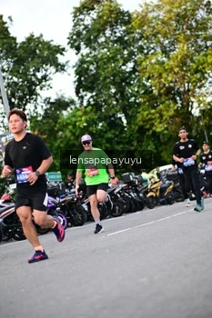 Runner Photo 4113213