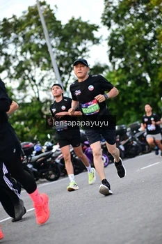 Runner Photo 4113271
