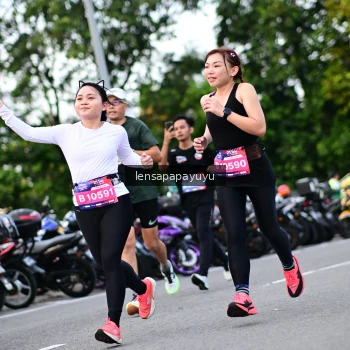Runner Photo 4113285