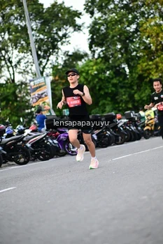 Runner Photo 4113297