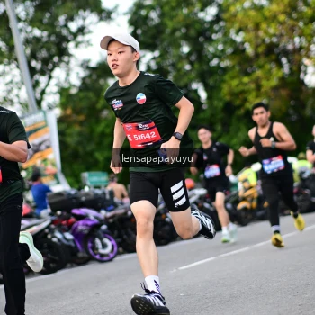 Runner Photo 4113308