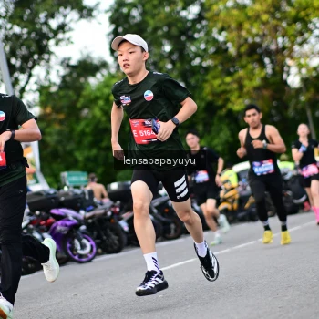 Runner Photo 4113316