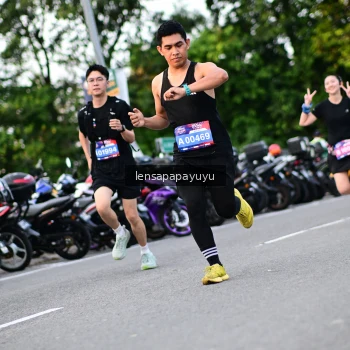 Runner Photo 4113320