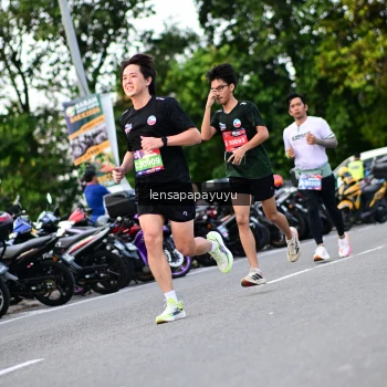 Runner Photo 4113332