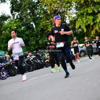 Runner Photo 4113337