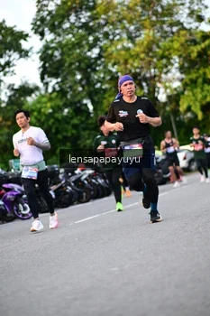 Runner Photo 4113347