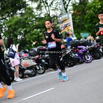 Runner Photo 4113362