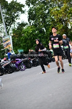 Runner Photo 4113410
