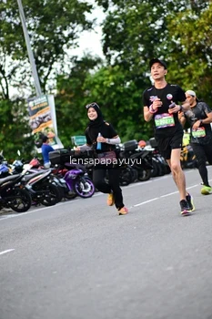 Runner Photo 4113414