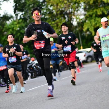 Runner Photo 4113439