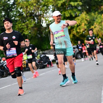 Runner Photo 4113453