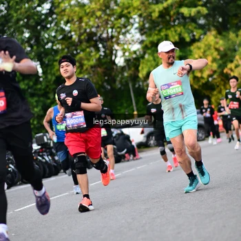 Runner Photo 4113454