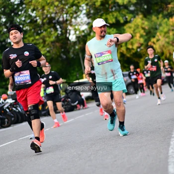 Runner Photo 4113457