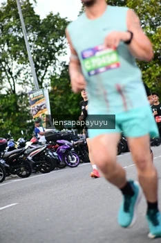 Runner Photo 4113467