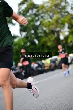 Runner Photo 4113476