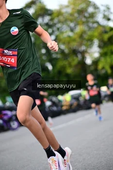 Runner Photo 4113480