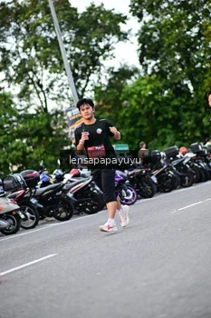 Runner Photo 4113492
