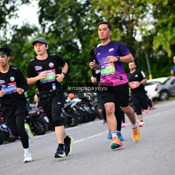 Runner Photo 4113504