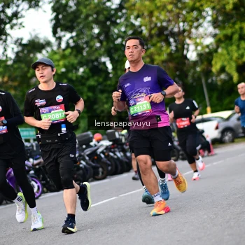 Runner Photo 4113506