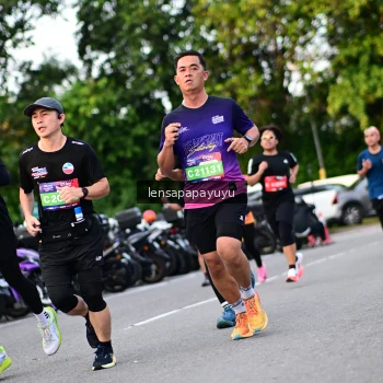 Runner Photo 4113513