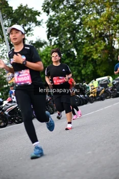 Runner Photo 4113516