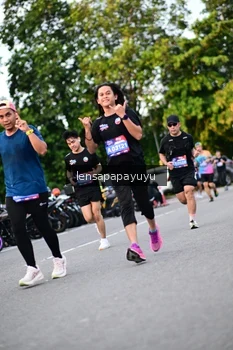 Runner Photo 4113543