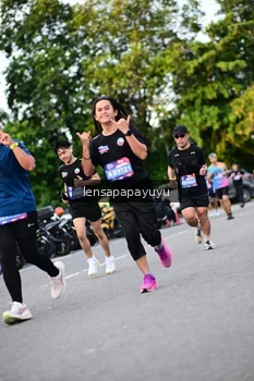 Runner Photo 4113544