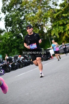 Runner Photo 4113552