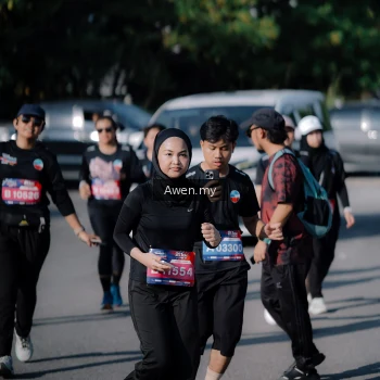 Runner Photo 4114191