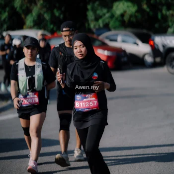 Runner Photo 4114212