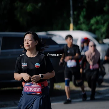 Runner Photo 4114274