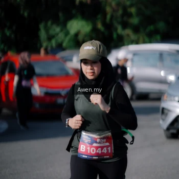 Runner Photo 4114304